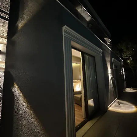 Ξενοδοχείο Gjallica 3*