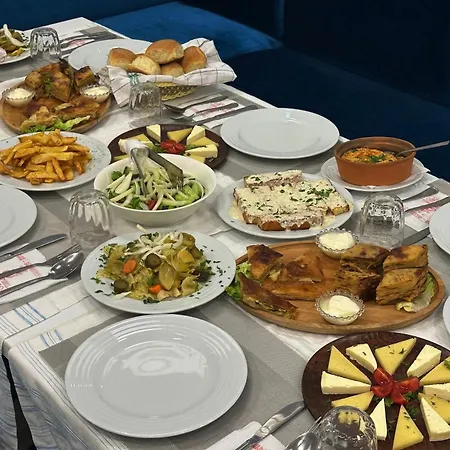 Gjallica فندق
